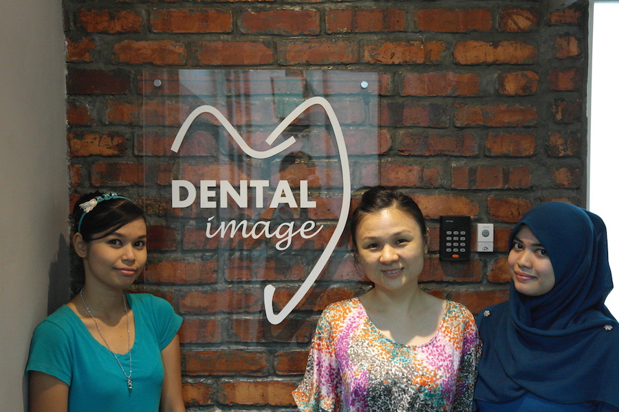 Dental-Image-TTDI-Taman-Tun-Dentistsnearby-outdoor
