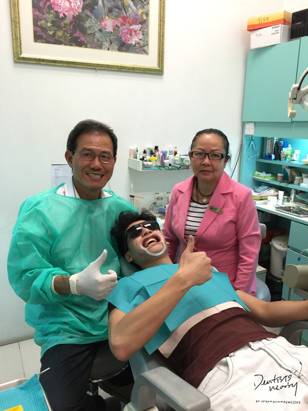 Jaya-dental-surgery-happy-patient1