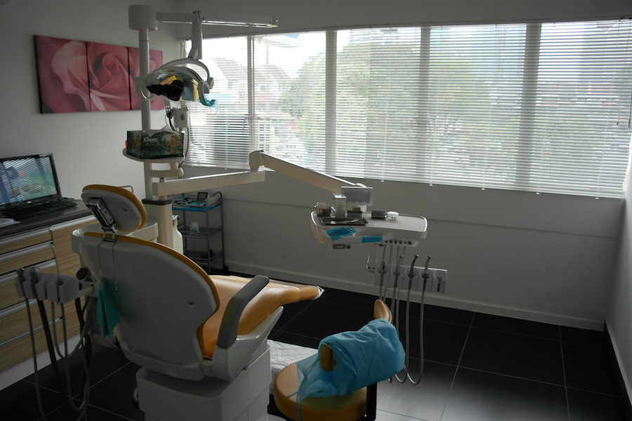 Dentistsnearby.com