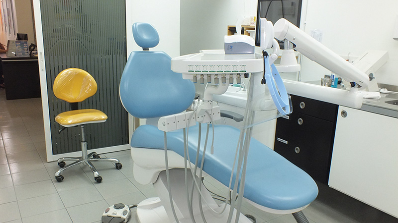 Drs. Wong & Partners Dental Clinic (Salak South) (A member 